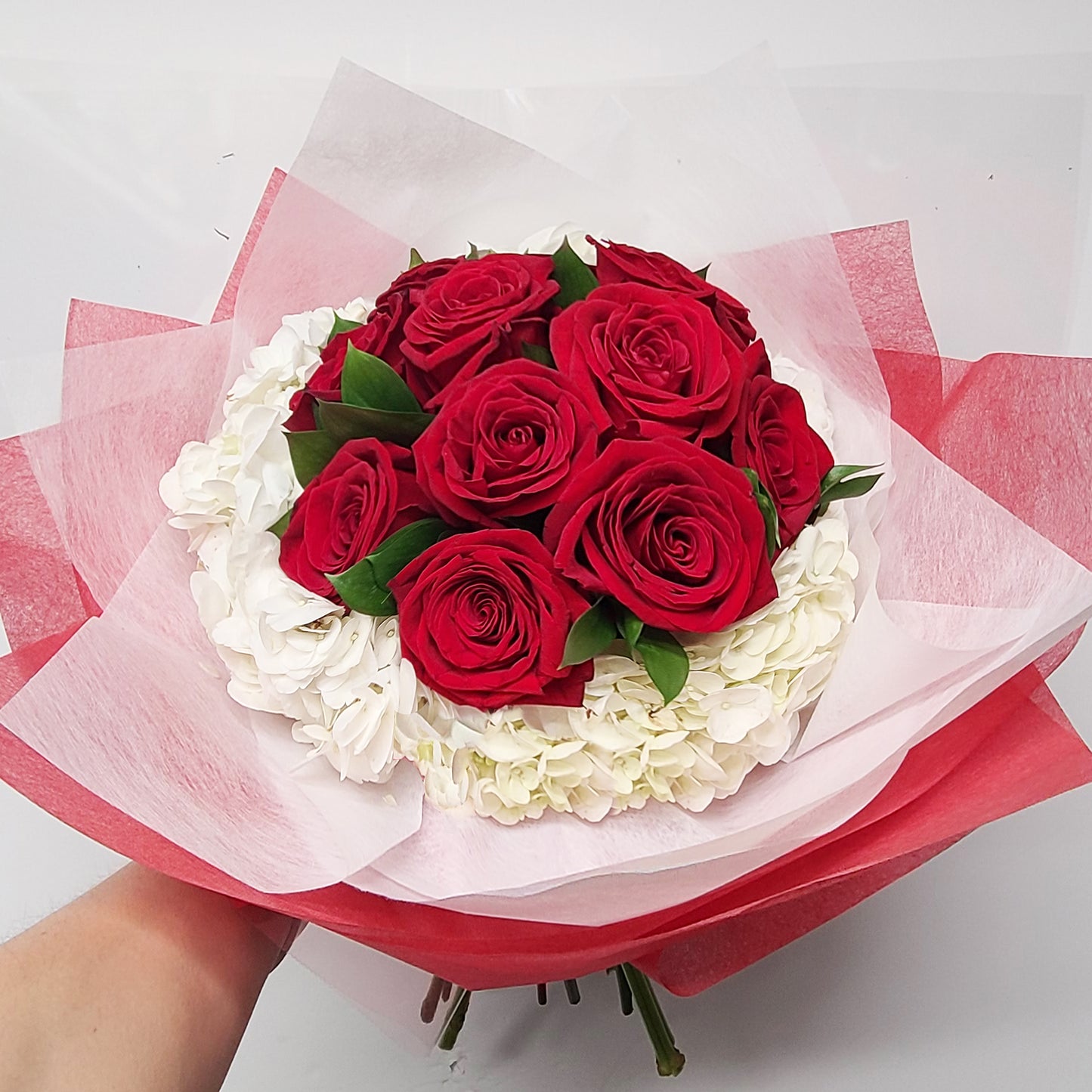 Roses rouges - La Magie des 7Roses et hortensia / Red Roses - The Magic of the 7Roses and hydrangea
