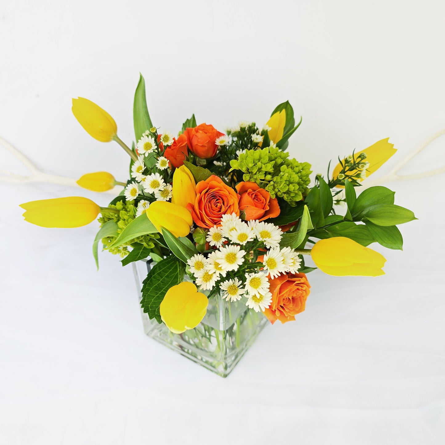 tulip flower arrangement