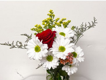 small centerpiece with vase